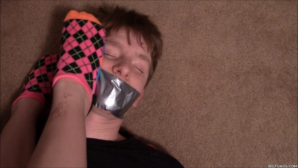 Peeking Boyfriend Turned Into a Foot Smelling Slave — gallery-5