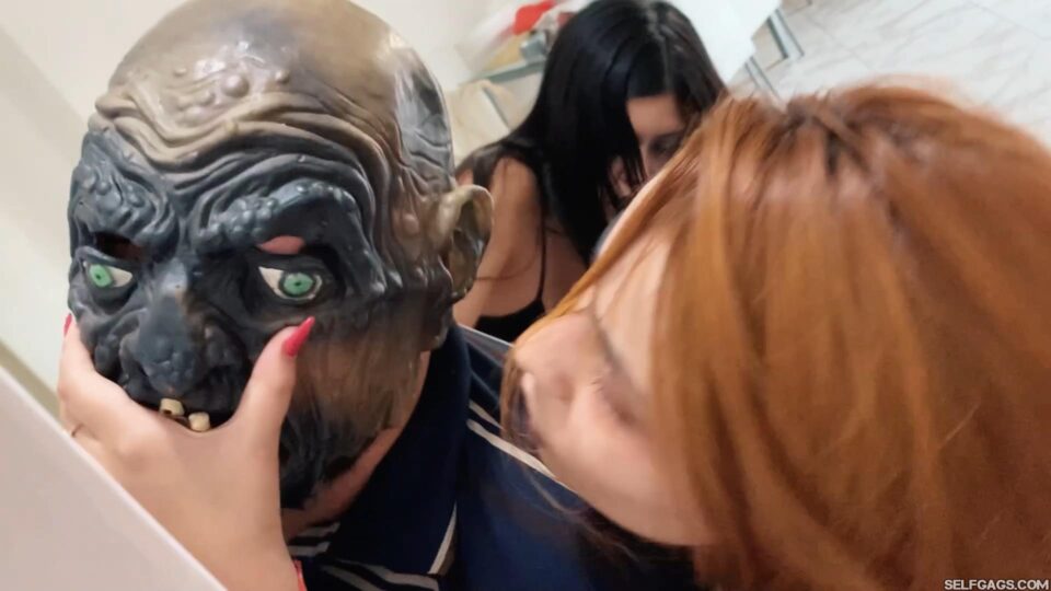 Trick Or Treat, Bitch! — gallery-1
